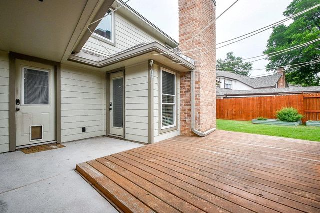 2107 Richmond Drive, Richmond, TX 77406