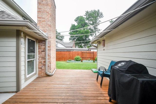 2107 Richmond Drive, Richmond, TX 77406