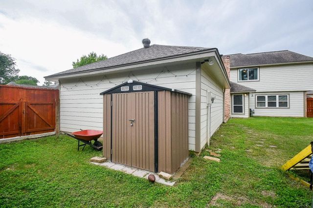 2107 Richmond Drive, Richmond, TX 77406