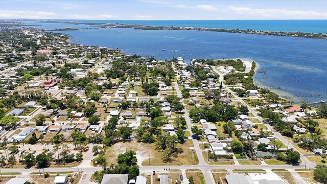 155 MAGNOLIA AVENUE, Englewood, FL 34223