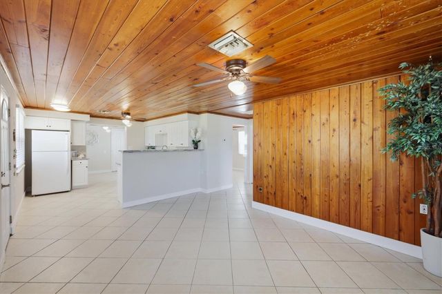 155 MAGNOLIA AVENUE, Englewood, FL 34223
