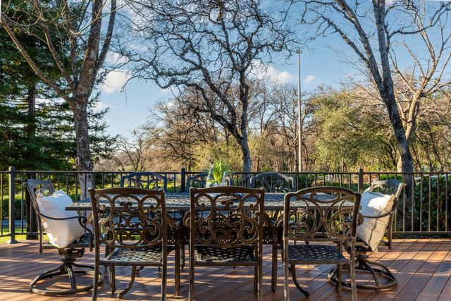 3310 Oak Creek Ct, Auburn, CA 95603