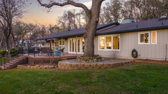 3310 Oak Creek Ct, Auburn, CA 95603