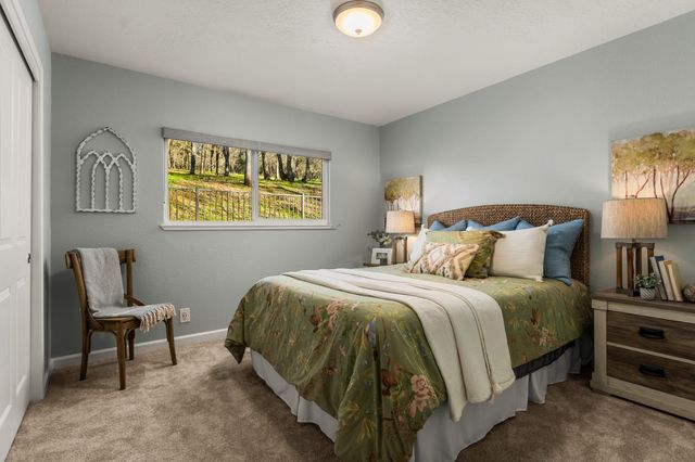 3310 Oak Creek Ct, Auburn, CA 95603