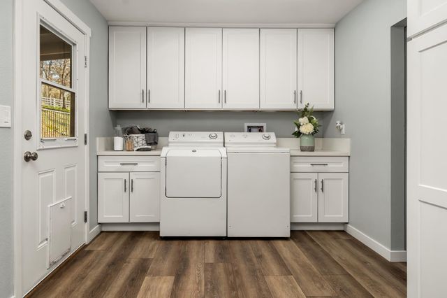 3310 Oak Creek Ct, Auburn, CA 95603