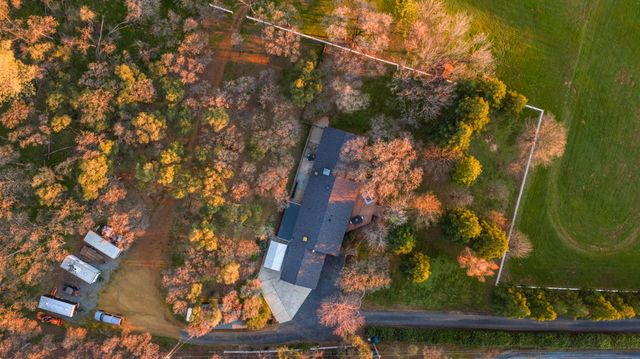 3310 Oak Creek Ct, Auburn, CA 95603