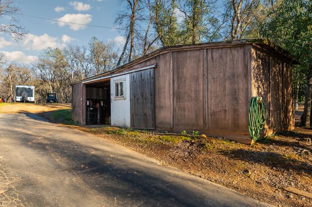 3310 Oak Creek Ct, Auburn, CA 95603