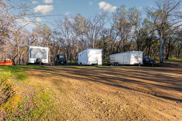 3310 Oak Creek Ct, Auburn, CA 95603