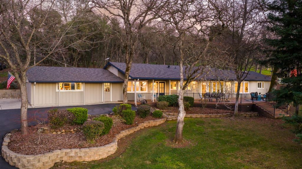 3310 Oak Creek Ct, Auburn, CA 95603