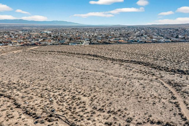 10350 Sunset Gardens Road SW, Albuquerque, NM 87121