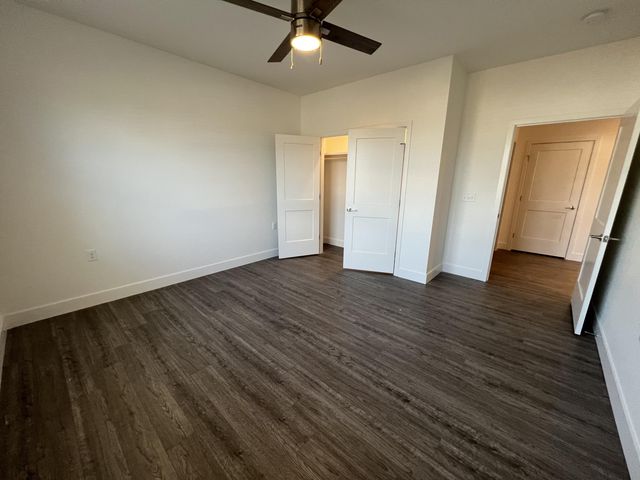 5955 S Farm Road 163 102, Springfield, MO 65810