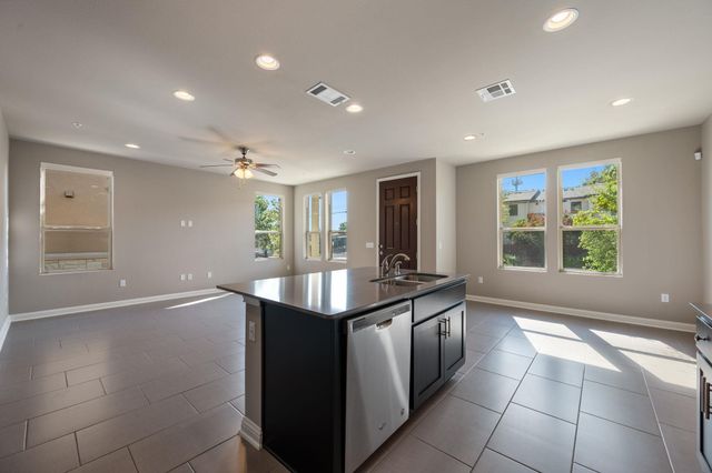 6814 E Riverside DR 55, Austin, TX 78741