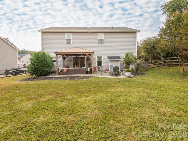8208 Stourhead Gardens Lane, Waxhaw, NC 28173