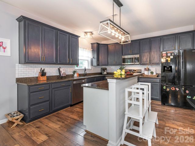 8208 Stourhead Gardens Lane, Waxhaw, NC 28173
