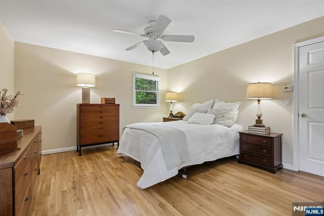 32 Addison Place, Ramsey, NJ 07446