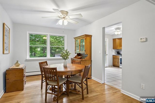 32 Addison Place, Ramsey, NJ 07446
