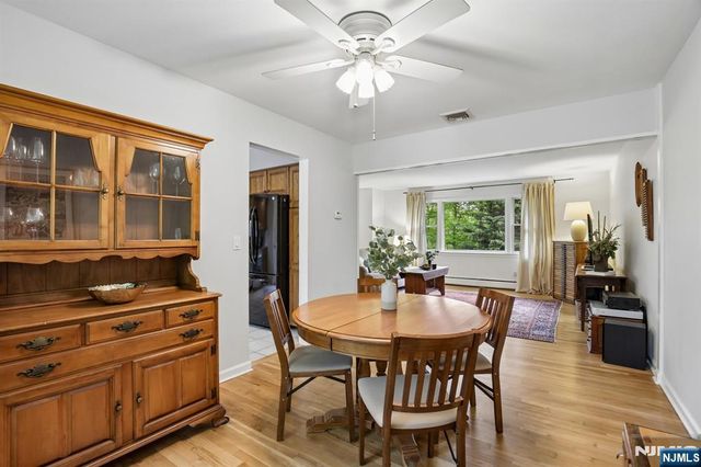 32 Addison Place, Ramsey, NJ 07446