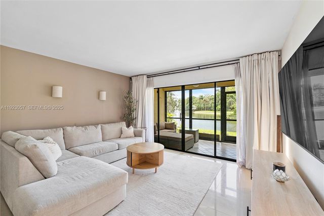 1706 Hammock Blvd 1706, Coconut Creek, FL 33063