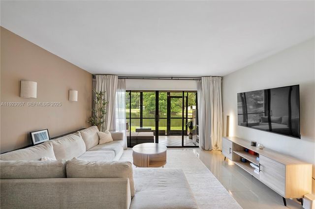 1706 Hammock Blvd 1706, Coconut Creek, FL 33063