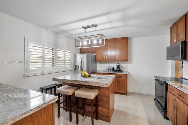 1706 Hammock Blvd 1706, Coconut Creek, FL 33063