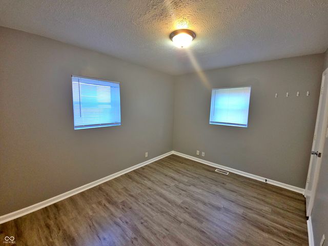 1524 E Legrande Avenue, Indianapolis, IN 46203