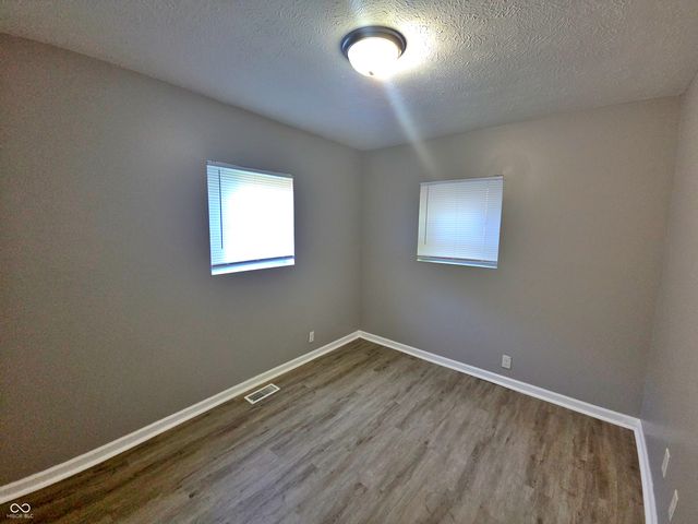 1524 E Legrande Avenue, Indianapolis, IN 46203