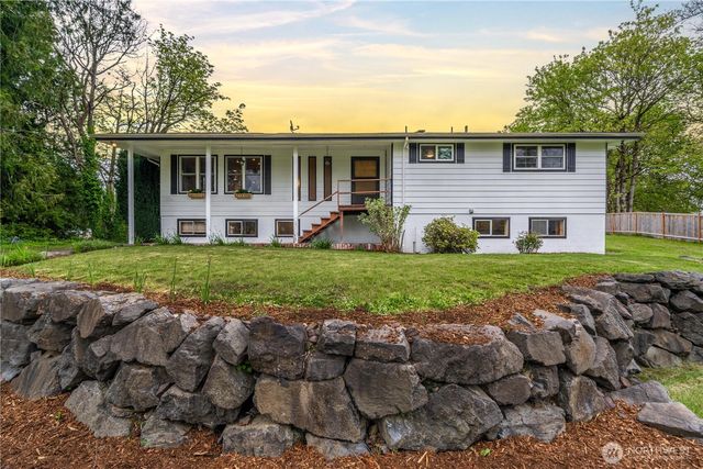 1711 95th Avenue Ct E, Edgewood, WA 98371
