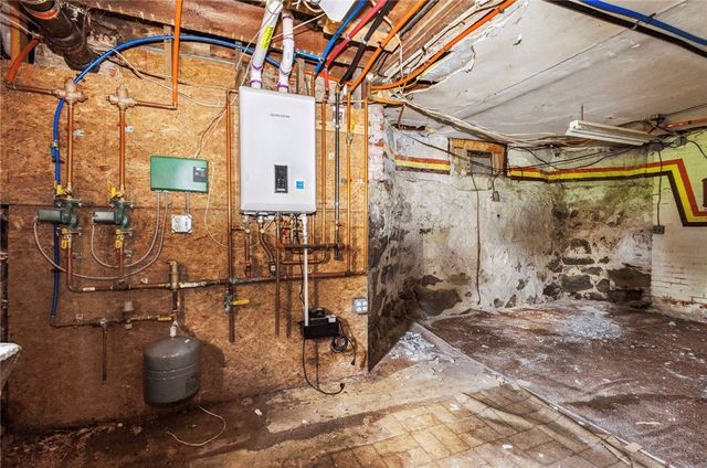 66 Providence Street, Woonsocket, RI 02895