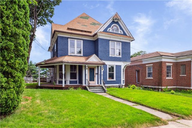 66 Providence Street, Woonsocket, RI 02895