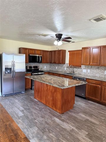 7222 Liberty Ridge Lane, Houston, TX 77049