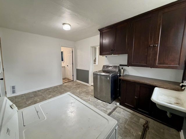 150 E Furnace Street, Platteville, WI 53818