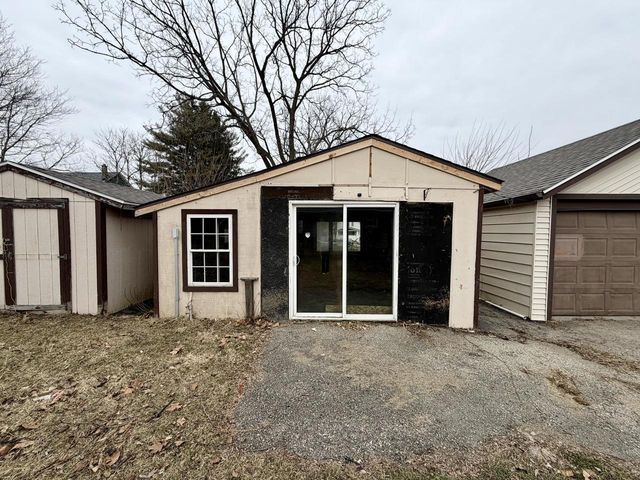 150 E Furnace Street, Platteville, WI 53818