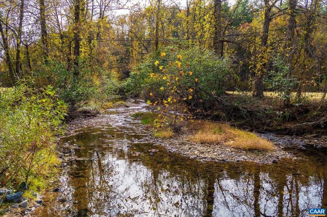 6424 FREE UNION RD, Free Union, VA 22940