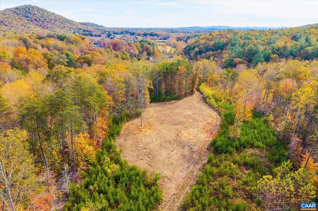 6424 FREE UNION RD, Free Union, VA 22940