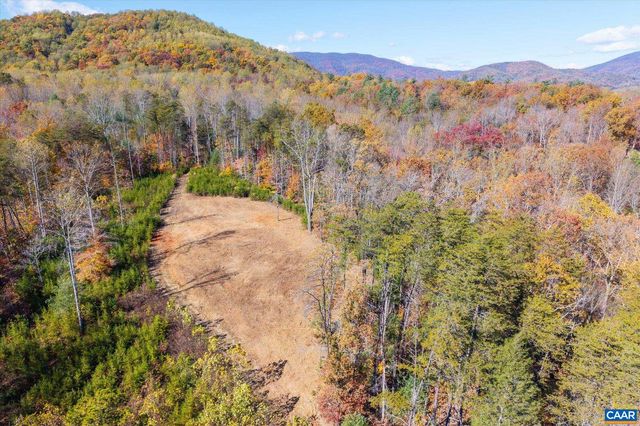 6424 FREE UNION RD, Free Union, VA 22940