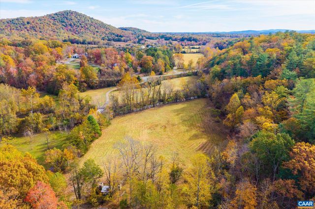 6424 FREE UNION RD, Free Union, VA 22940