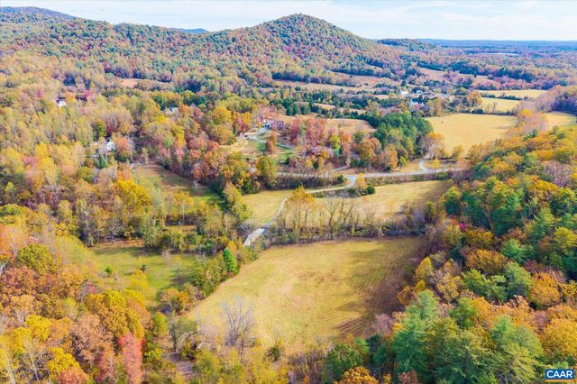 6424 FREE UNION RD, Free Union, VA 22940