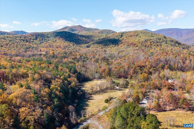 6424 FREE UNION RD, Free Union, VA 22940