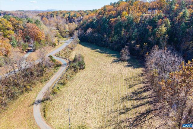 6424 FREE UNION RD, Free Union, VA 22940