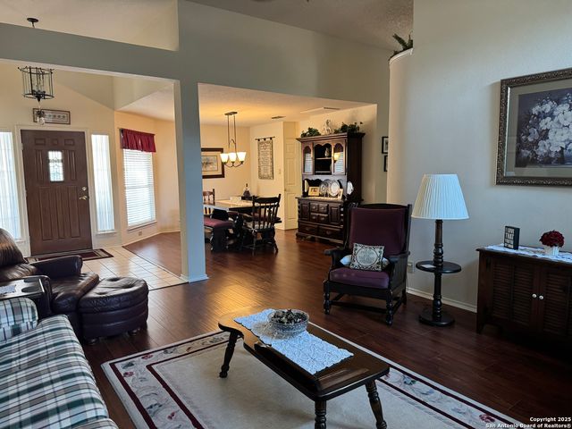 11842 Queenston, San Antonio, TX 78253