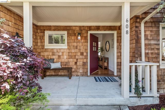 608 Jean St, Oakland, CA 94610