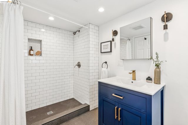 608 Jean St, Oakland, CA 94610