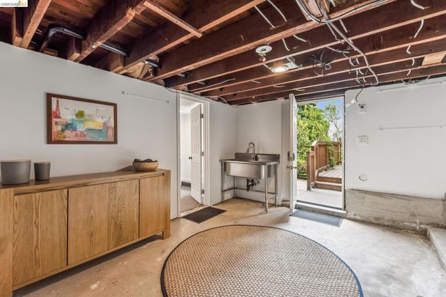 608 Jean St, Oakland, CA 94610