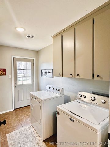 419 Trenton Road, Muskogee, OK 74403