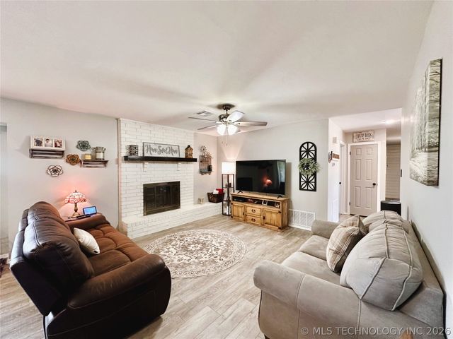 419 Trenton Road, Muskogee, OK 74403