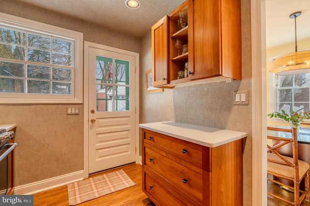 173 HILLVIEW DR, Springfield, PA 19064