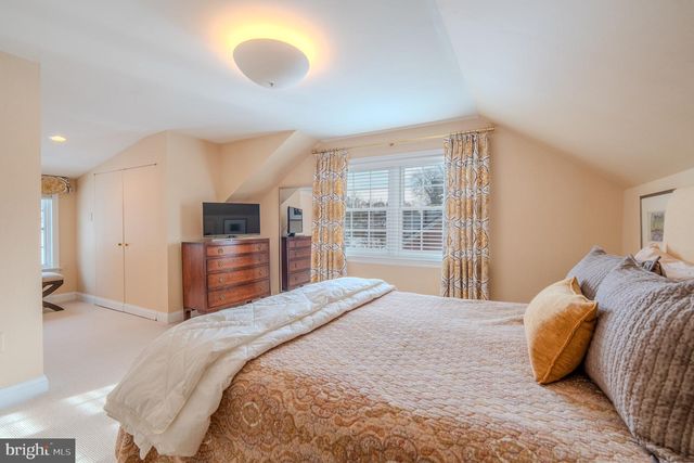 173 HILLVIEW DR, Springfield, PA 19064