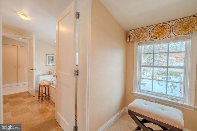 173 HILLVIEW DR, Springfield, PA 19064