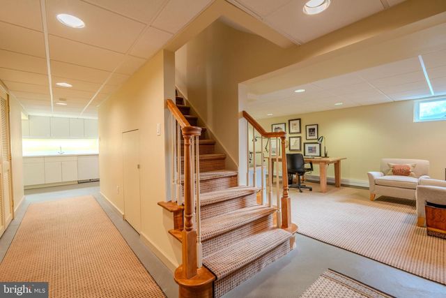 173 HILLVIEW DR, Springfield, PA 19064