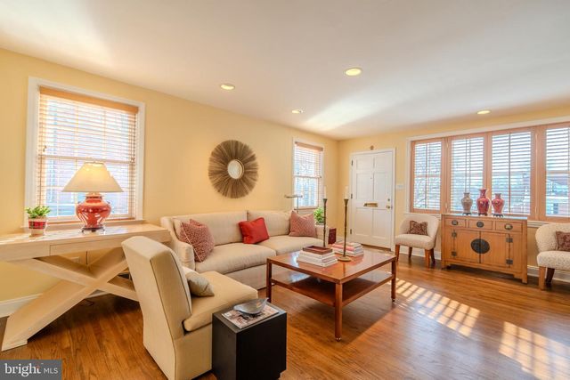 173 HILLVIEW DR, Springfield, PA 19064